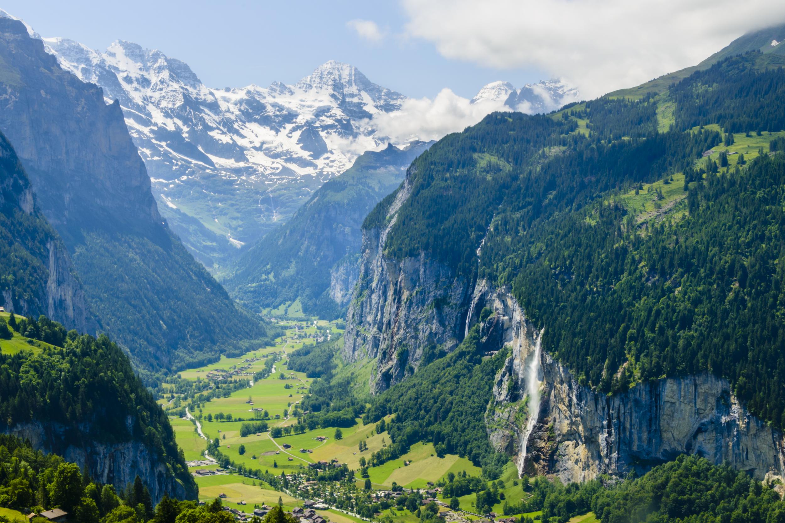 Lauterbrunnen_elopements Elopements in Lauterbrunnen Valley, Switzerland
